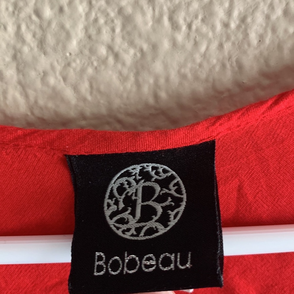 Bobeau Red Aztec Print Blouse 1X - Picture 2 of 3